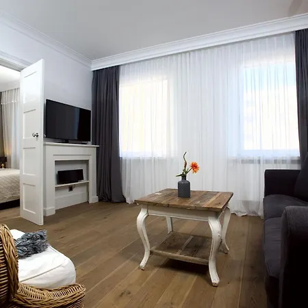 Windhuk (adults Only) 4*