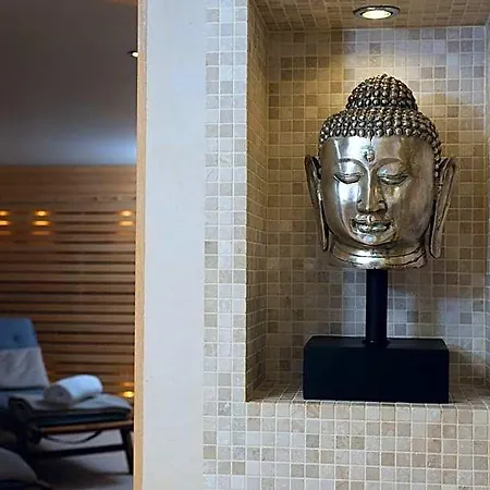 Windhuk (adults Only) Hotel 4*