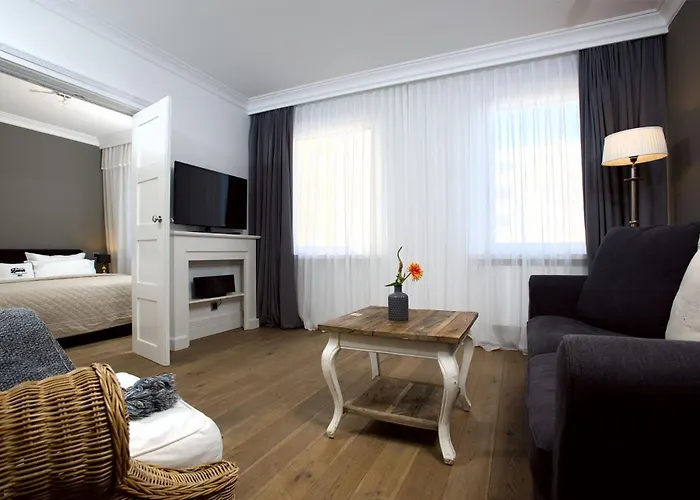 Windhuk (adults Only) 4*